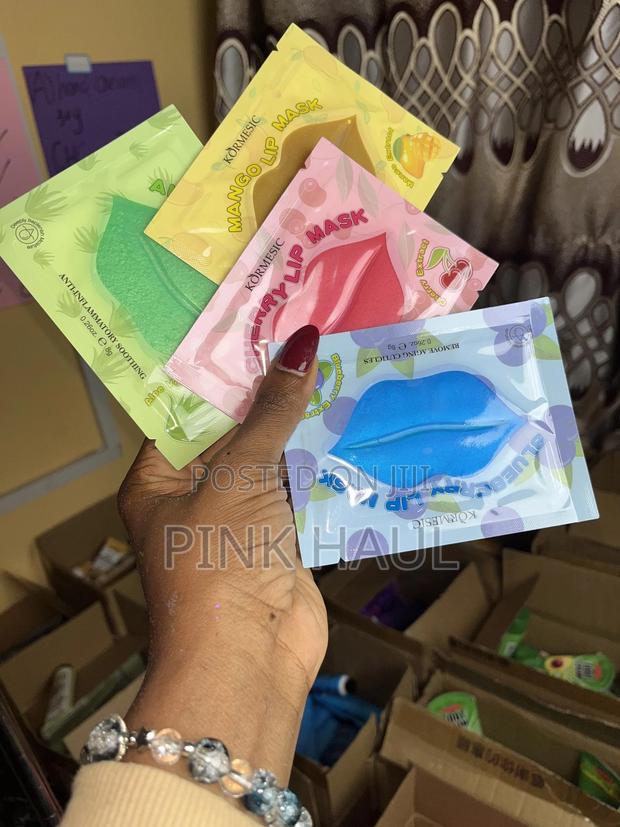 Hydrating Lip Masks