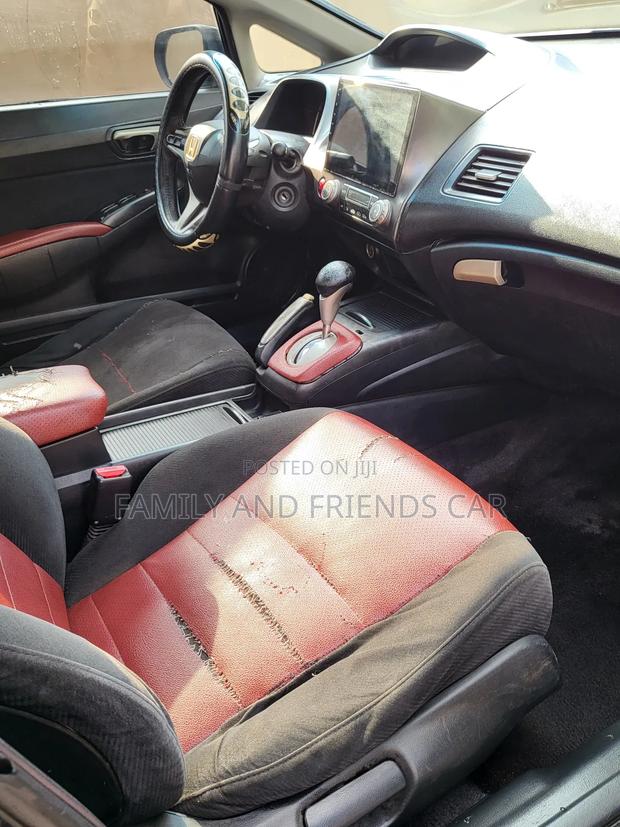 Honda Civic 2010 Black photo 4