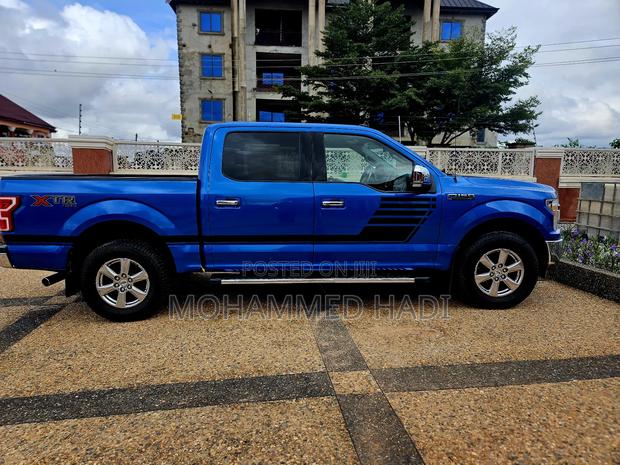 Ford F-150 XL 4x2 SuperCab Styleside 8 ft. box 163 in. WB 2019 Blue