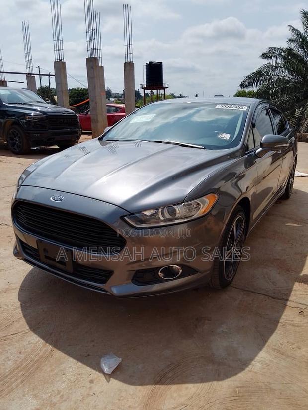 Ford Fusion SE 2013 Gray