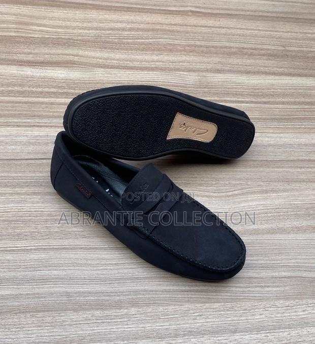 New Men’S Clarks Suede Loafers · Photo 4