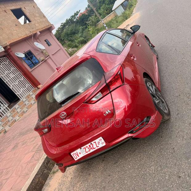 Toyota Corolla S 4dr Sedan (1.8L 4cyl CVT) 2016 Red