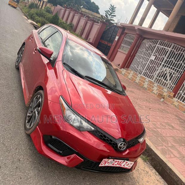 Toyota Corolla S 4dr Sedan (1.8L 4cyl CVT) 2016 Red