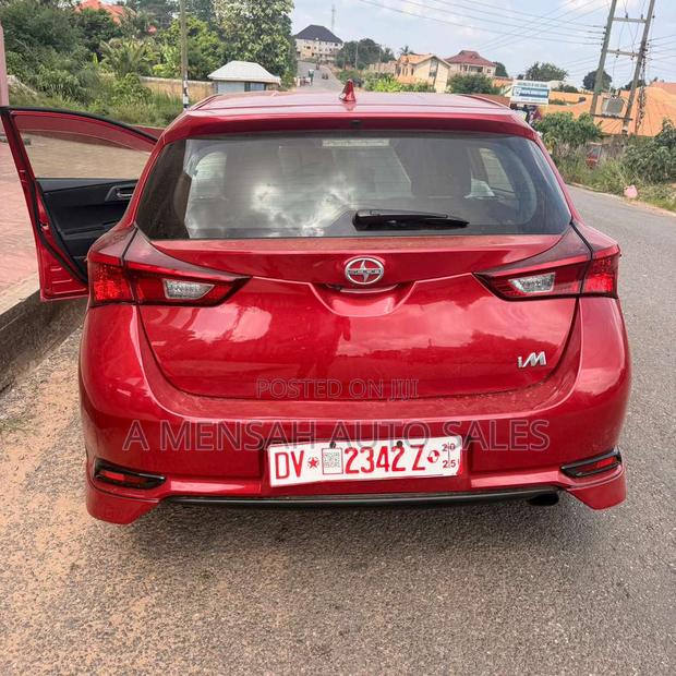 Toyota Corolla S 4dr Sedan (1.8L 4cyl CVT) 2016 Red