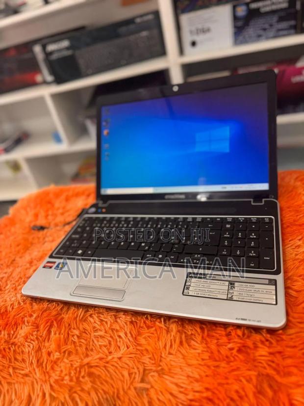 New Laptop eMachines E627 4GB AMD A4 HDD 320GB