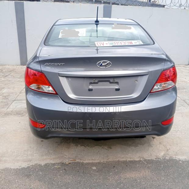 Hyundai Accent SE Sedan 2017 Gray