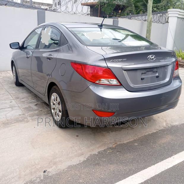 Hyundai Accent SE Sedan 2017 Gray