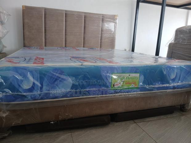 10" High Density Queen Size Mattress photo 4