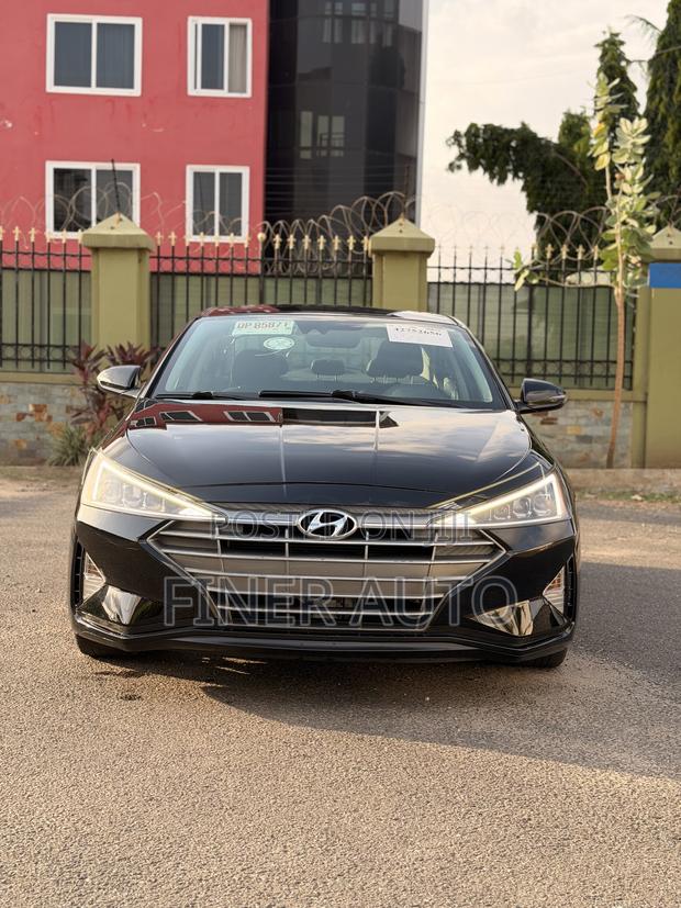 Hyundai Elantra Limited 2019 Black