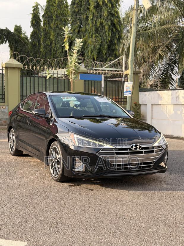 Hyundai Elantra Limited 2019 Black