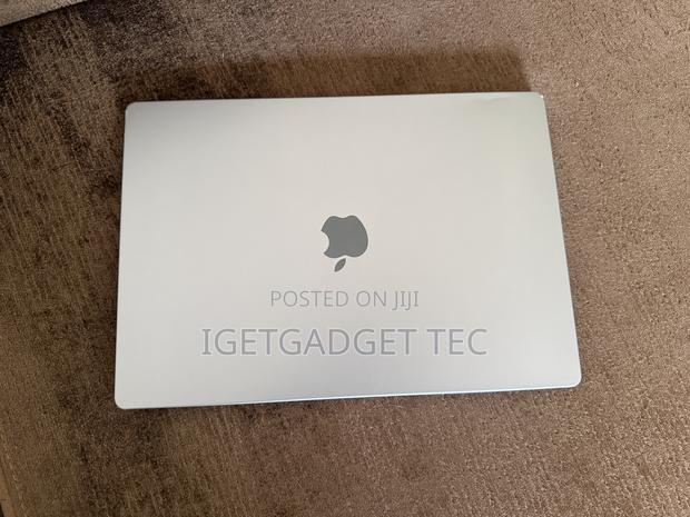 Laptop Apple MacBook Pro 2021 M1 16GB Apple M1 Pro SSD 1T