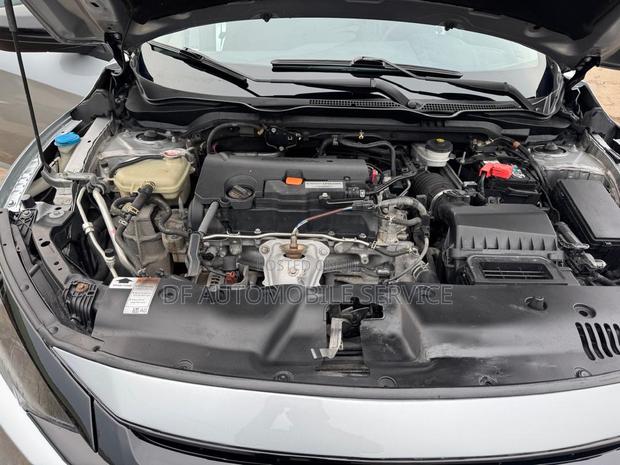 Honda Civic LX 2021 Gray photo 11