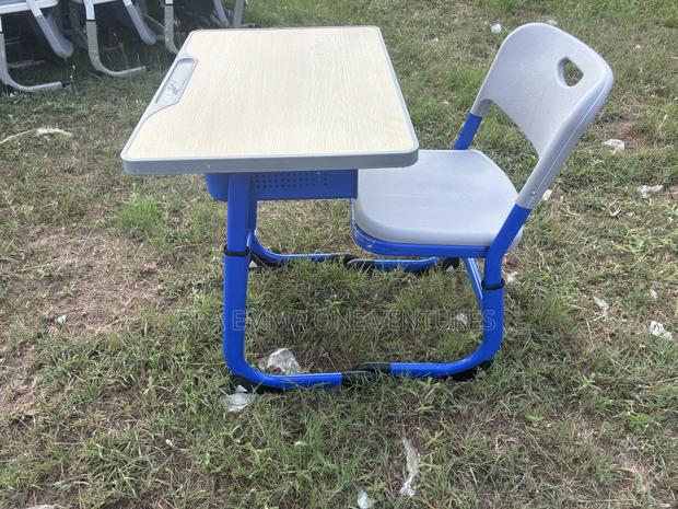 Adjustable Student Desk & Chair photo 2