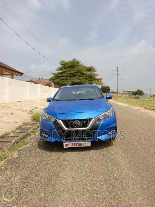 Nissan Versa 1.6 SV 2020 Blue