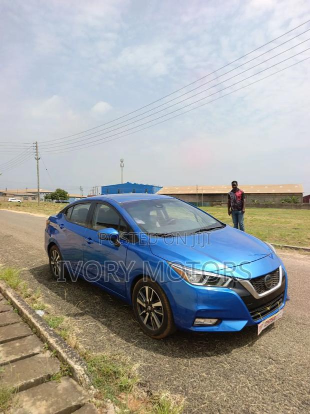 Nissan Versa 1.6 SV 2020 Blue photo 3