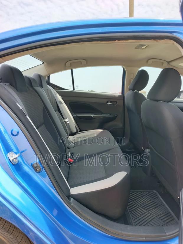 Nissan Versa 1.6 SV 2020 Blue photo 8