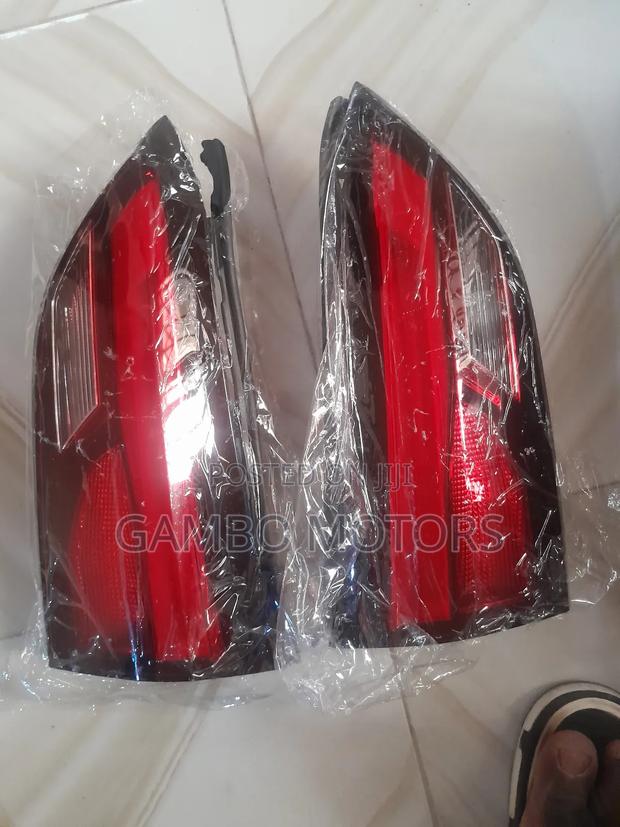 Gmc Tarrain 2018 Tailight Pair photo 2