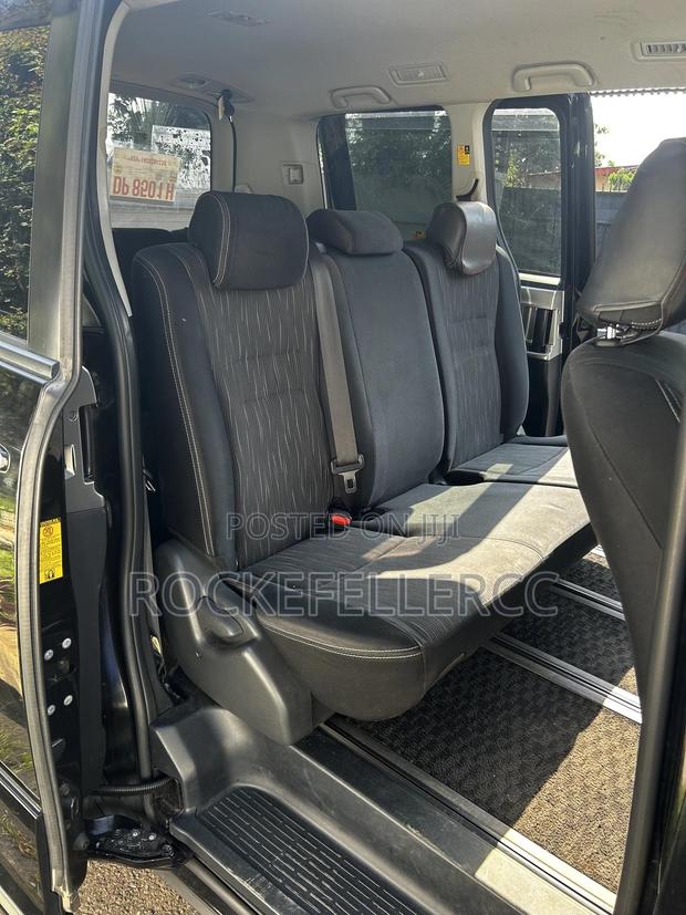 Toyota Voxy 2012 Black