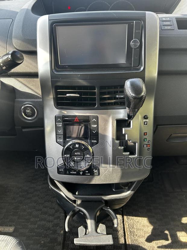 Toyota Voxy 2012 Black