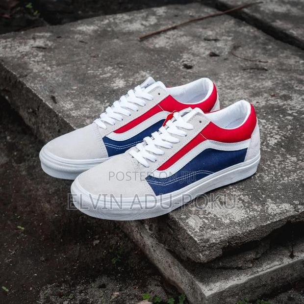 Vans Comfycush Old Skool Sneakers In Different Colours, Swipe>>>> · Photo 4