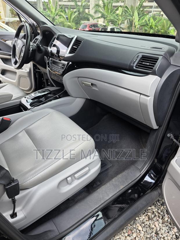 Honda Pilot Elite 4dr AWD (3.5L 6cyl 9A) 2017 Black