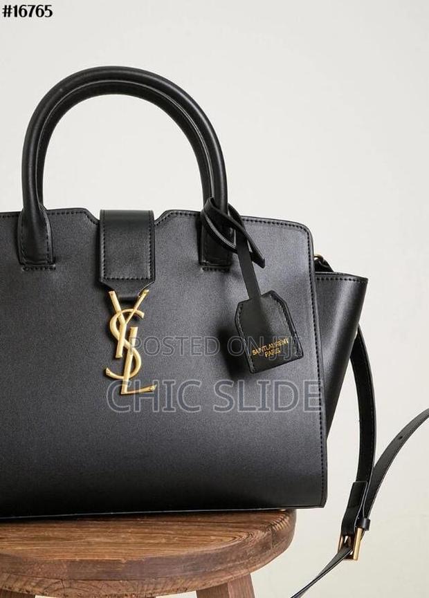 New Ysl Handbag · Photo 4