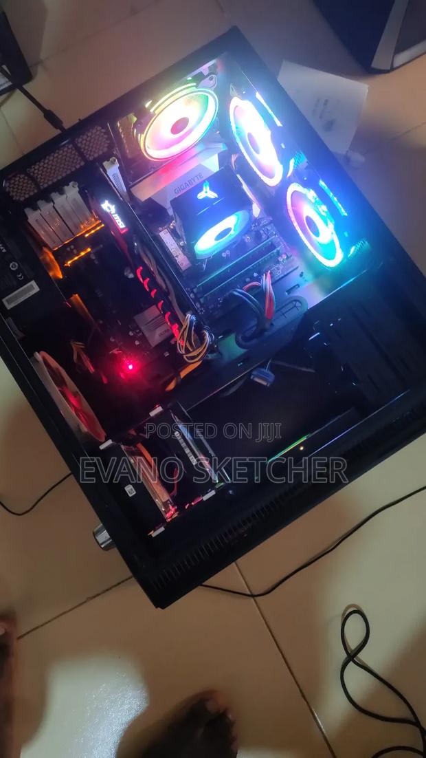 Gigabyte GA-H110MSTX-HD3-ZK 16GB Intel Core I7 HDD+SSD 2T