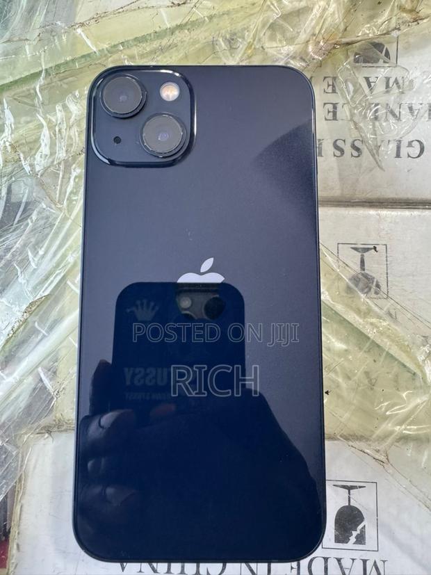 Apple iPhone 13 128 GB Black photo 2
