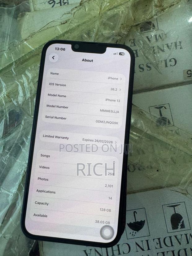 Apple iPhone 13 128 GB Black