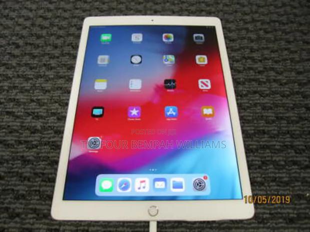 Apple iPad 9.7 128 GB Silver photo 2