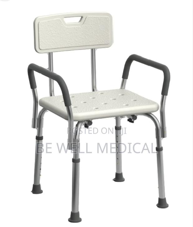 Shower Seat · Photo 2