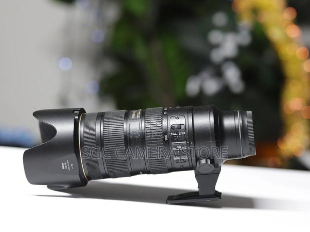 Nikon 70-200 F2.8 Vr Ii // Good Condition// 6-months Warranty photo 4