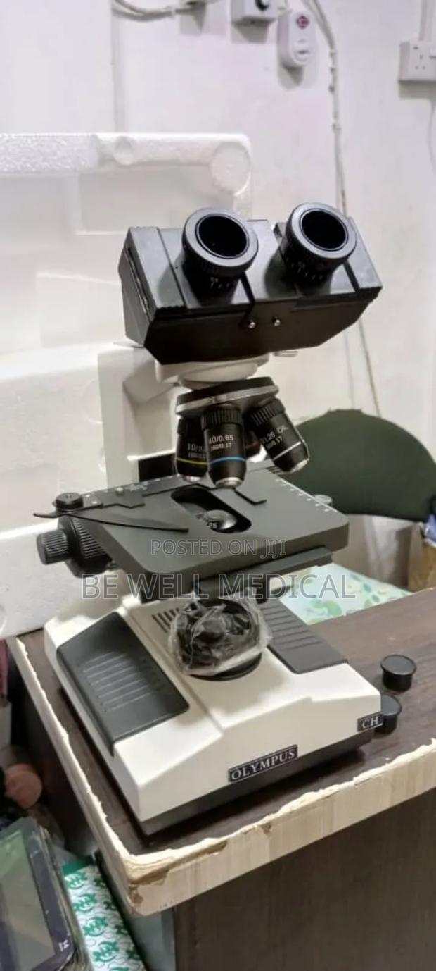 Olympus Microscope · Photo 3