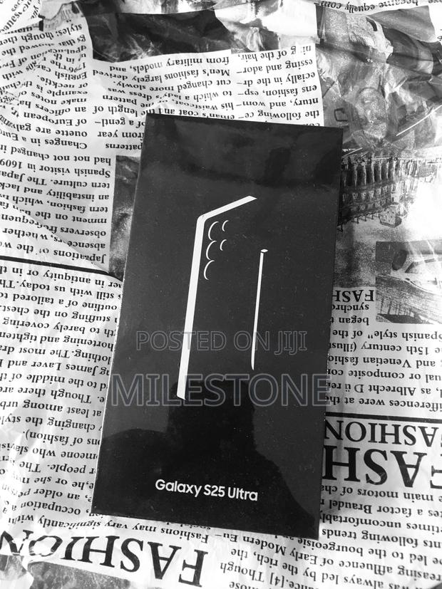 New Samsung Galaxy S25 Ultra 1 TB Gold