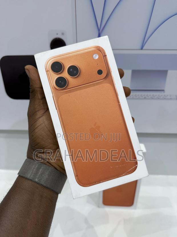 New Apple iPhone 17 Pro Max 2 TB Orange photo 2