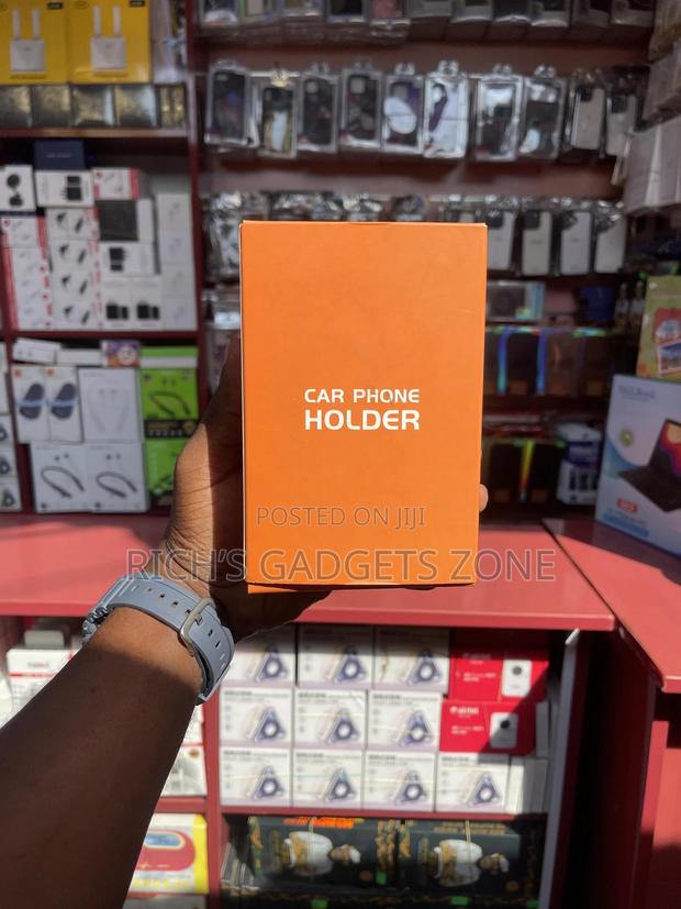 Upgrade Your Drive With the C28 Smart Infrared Car Holder! photo 3