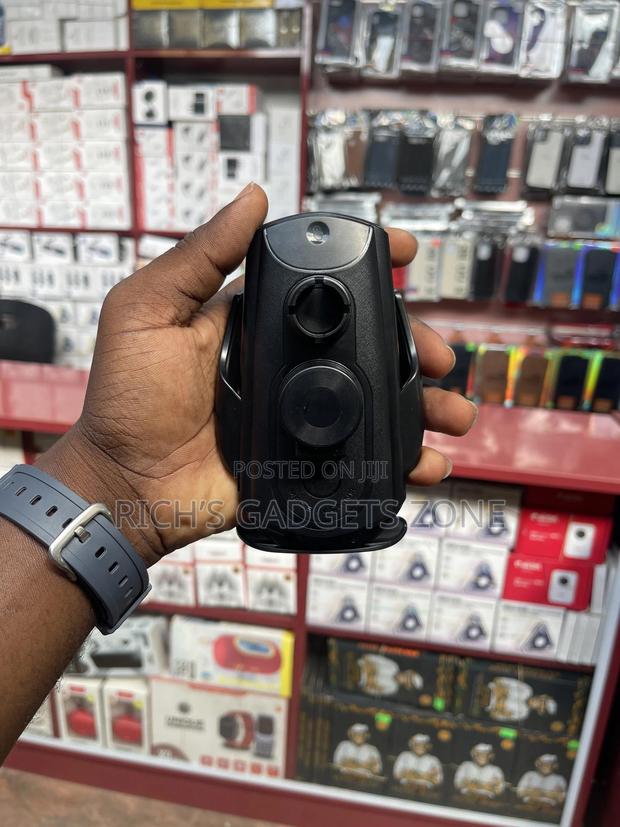 Upgrade Your Drive With the C28 Smart Infrared Car Holder! photo 8