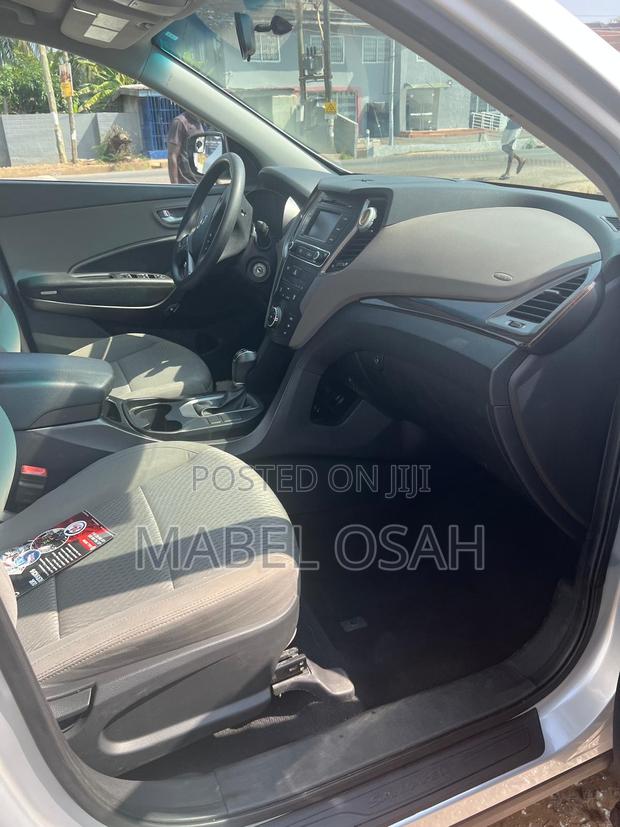 Hyundai Santa Fe Limited AWD 2017 Gray photo 2