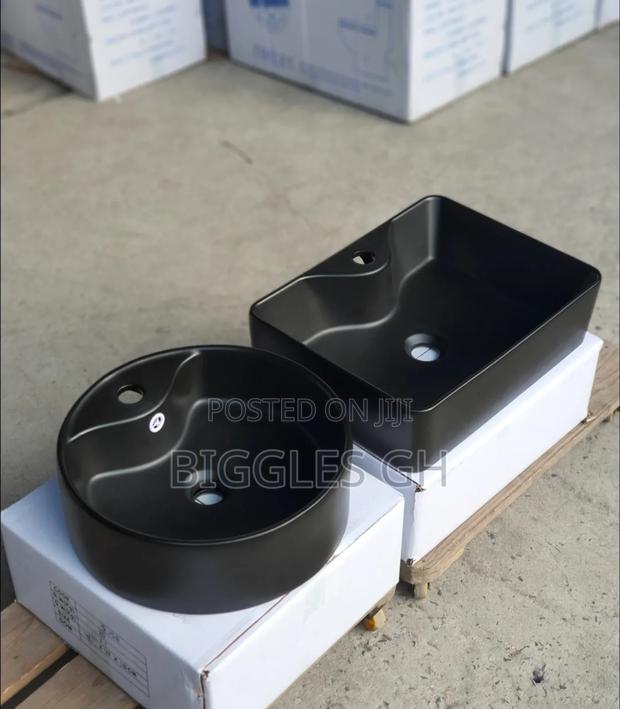 Countertop Basin/Pedicure Bowl- Black · Photo 4