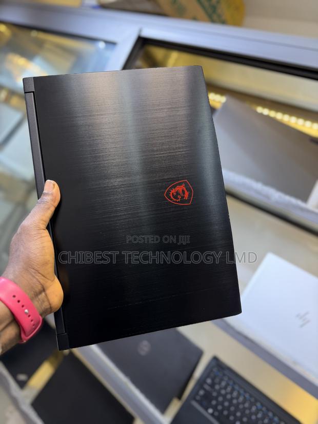 Laptop MSI GF63 16GB Intel Core i5 SSD 1T photo 3