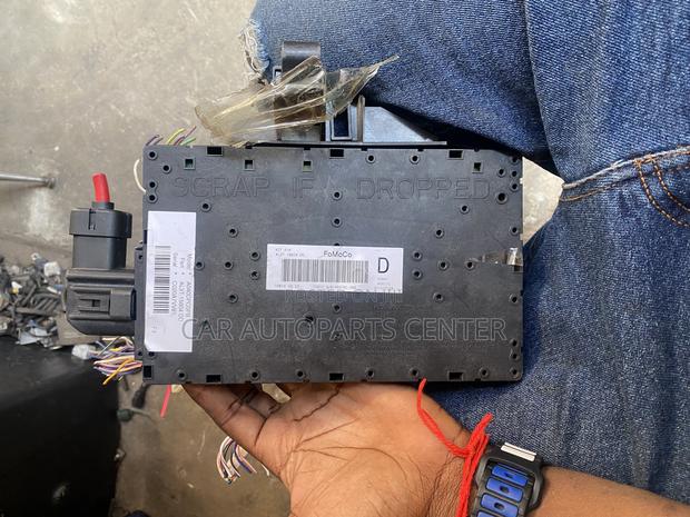 Ford F150 2010-12 Dashboard Fusebox photo 2