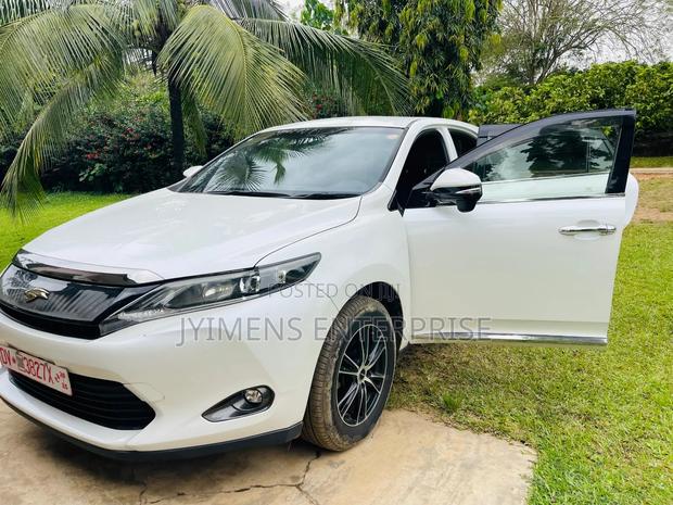 Toyota Harrier 2.4 4WD 2013 White photo 10