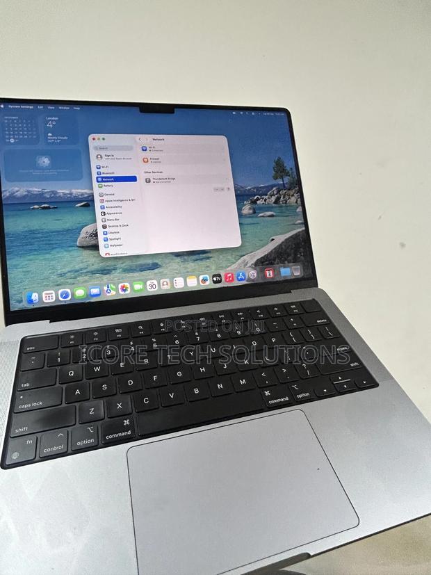Laptop Apple MacBook Pro 16GB Apple M2 SSD 1T photo 5