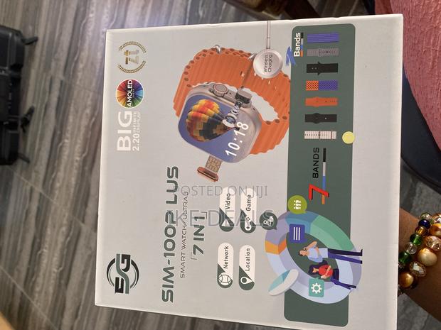 Sim 100 Plus Smartwatch