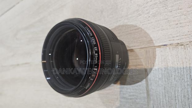 Canon Ef 85mm F/1.2l Ii Usm Lens photo 3