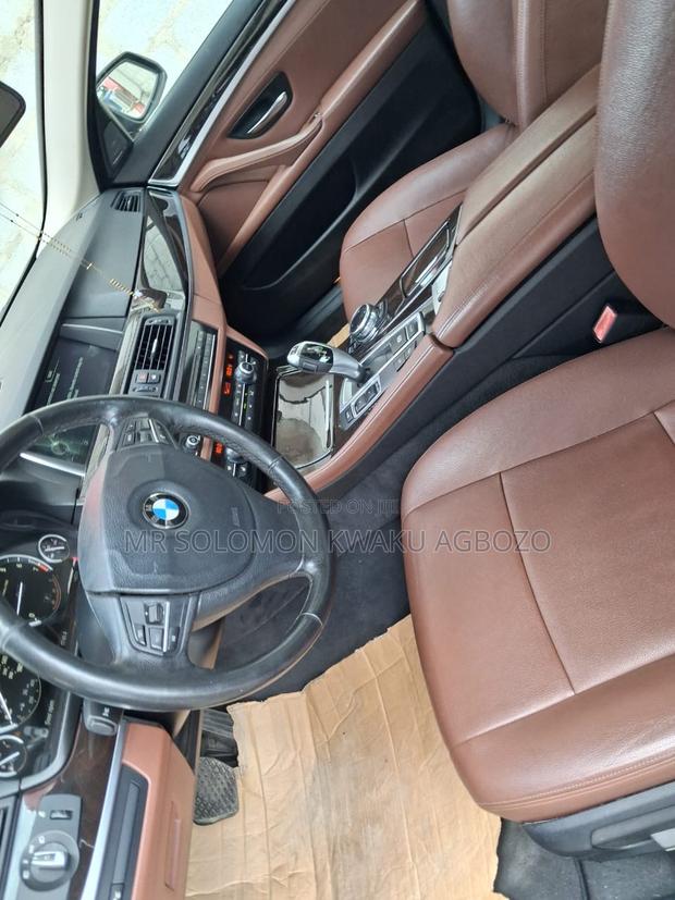 BMW 5 Series 2014 Gray photo 13