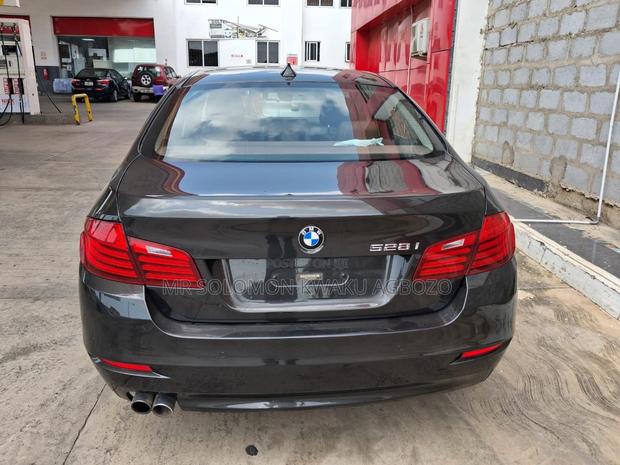 BMW 5 Series 2014 Gray photo 7