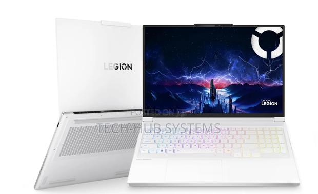 New Laptop Lenovo Legion 7 32GB Intel Core Ultra 9 SSD 1T