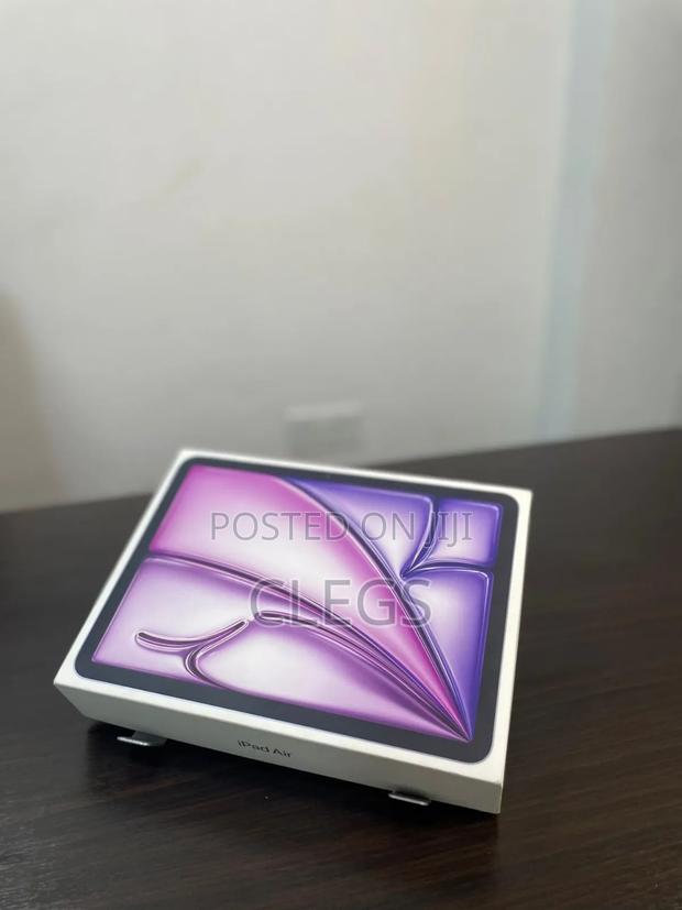 New Apple iPad (2025) 128 GB photo 4