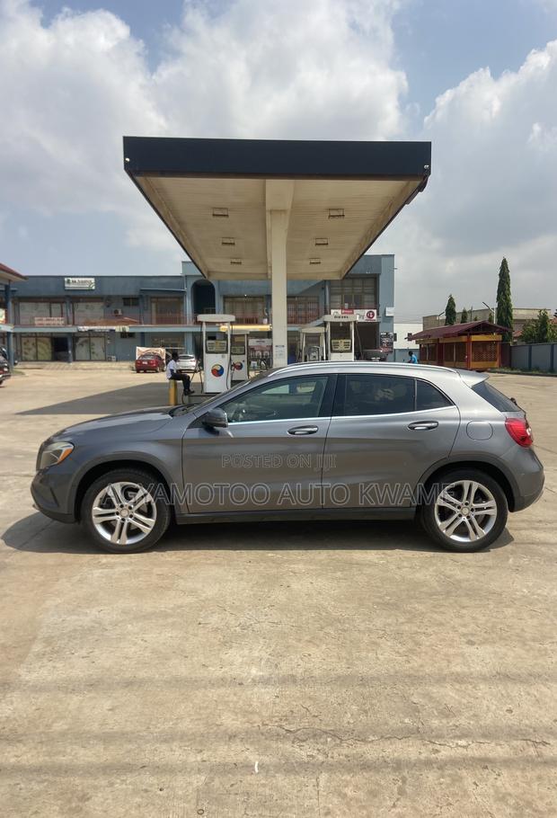 Mercedes-Benz GLA 250 2016 Gray